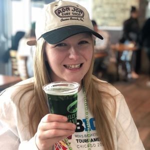 Meet your Posher, Sam